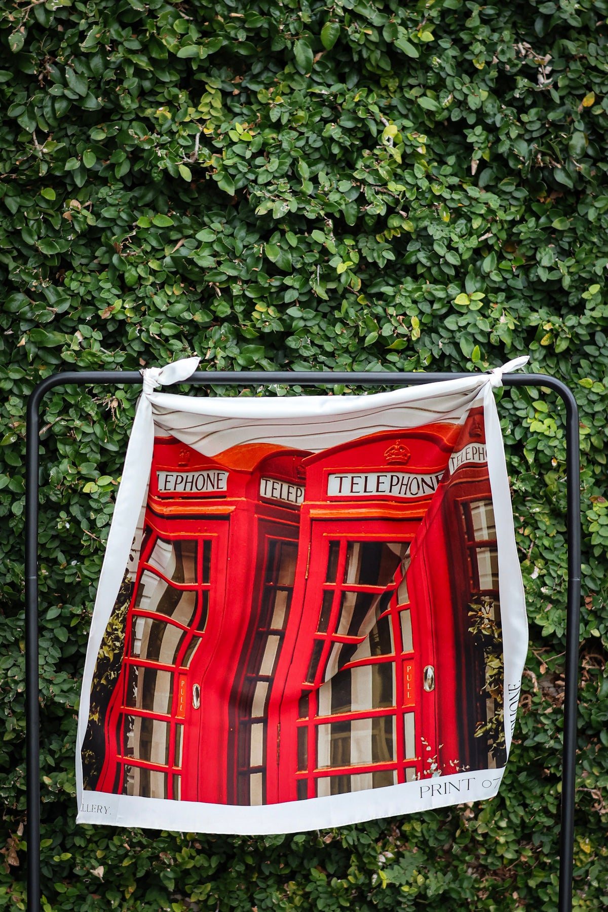 Print 07. TELEPHONE