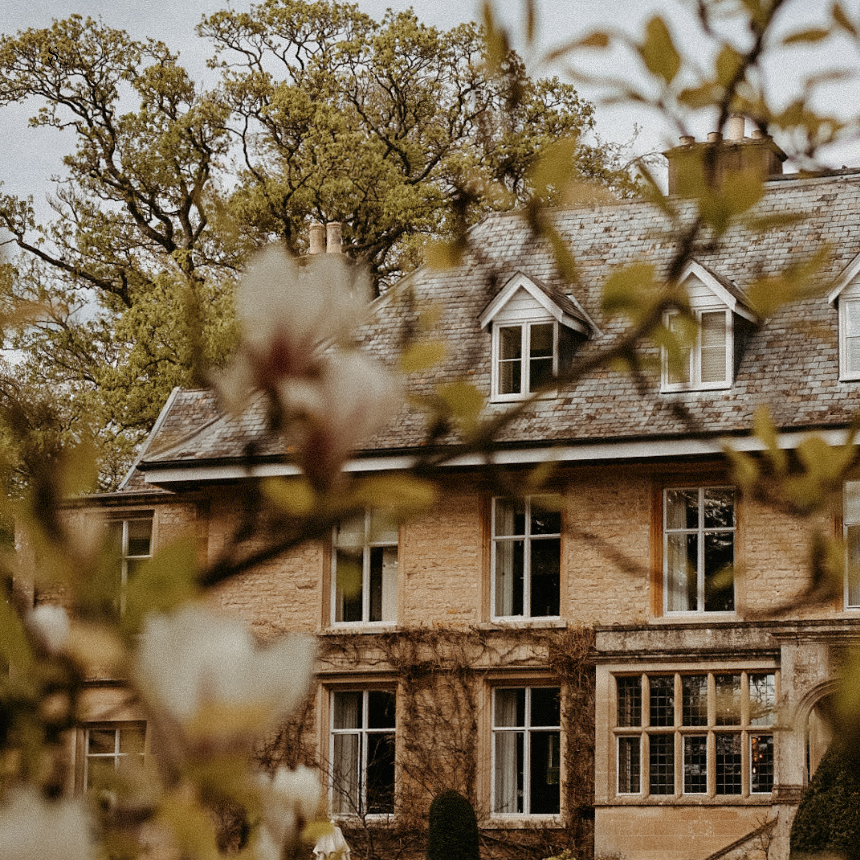 Print 15. COTSWOLDS MANOR